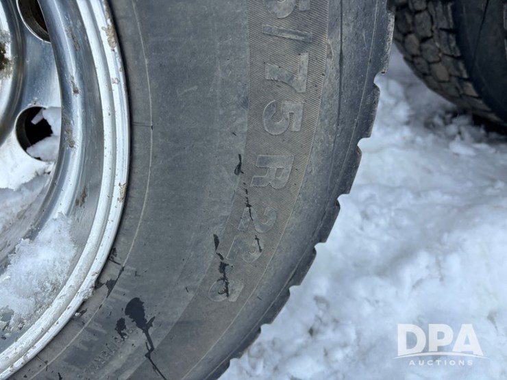 2012-international-prostar-image-51