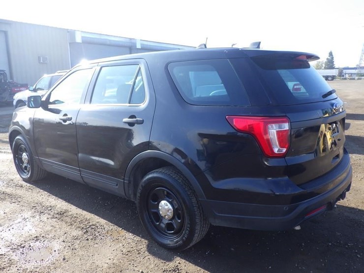 ford-explorer-image-4