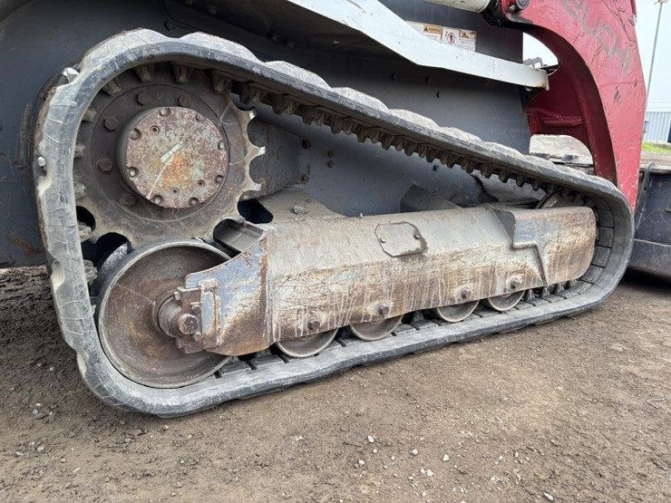 2016-takeuchi-tl8-image-16