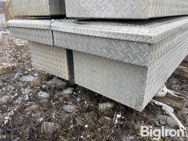 aluminum-pickup-toolboxes-image-16