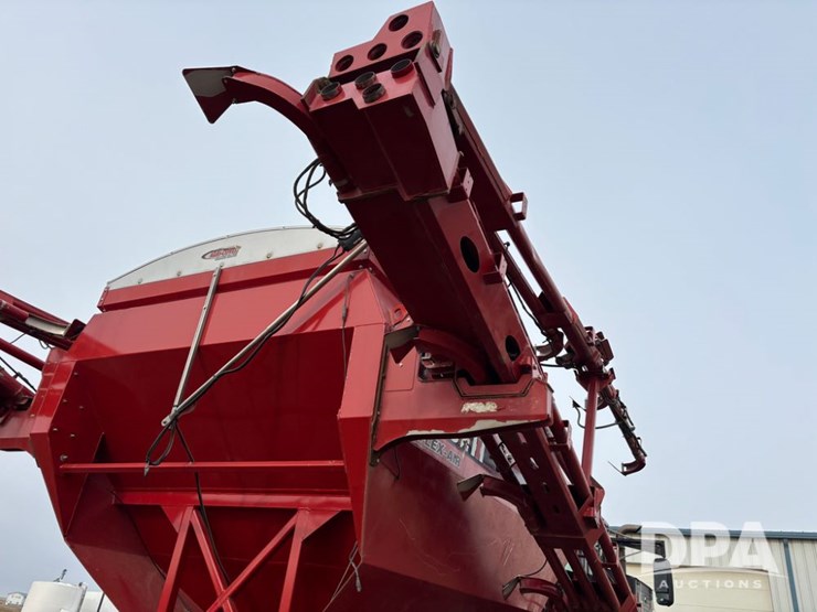 2018-case-ih-810-image-49