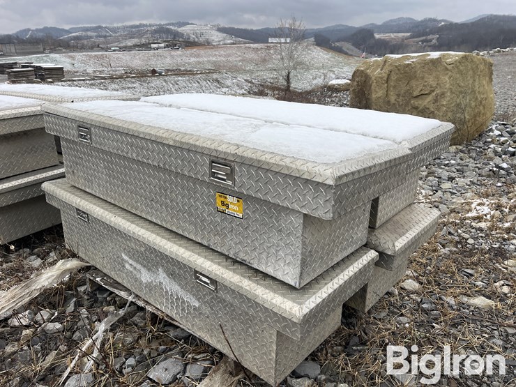 aluminum-pickup-toolboxes-image-1