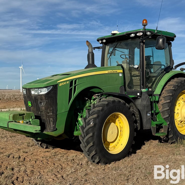 JOHN DEERE 8320R