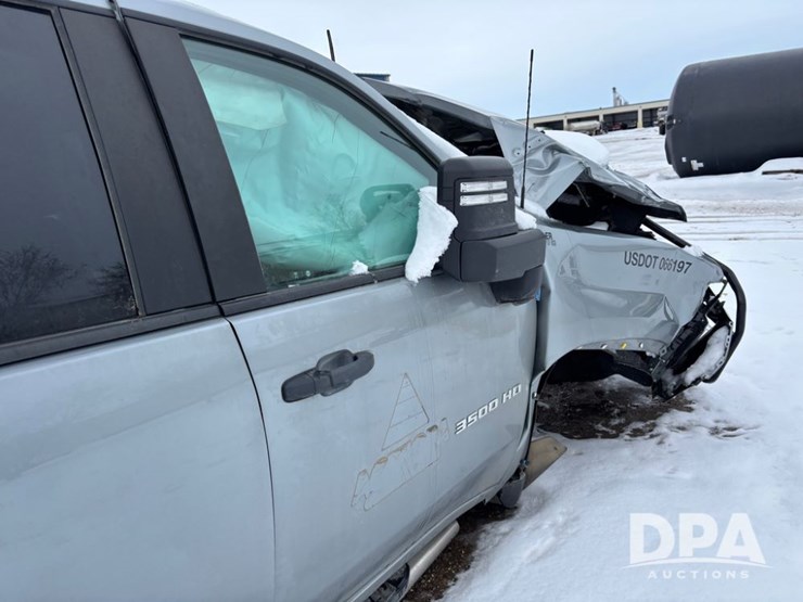 chevrolet-3500hd-image-39