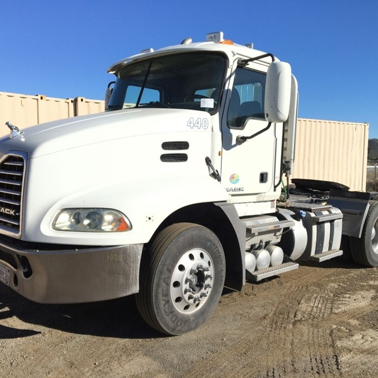 2014 Mack CXU613 Truck Tractor,