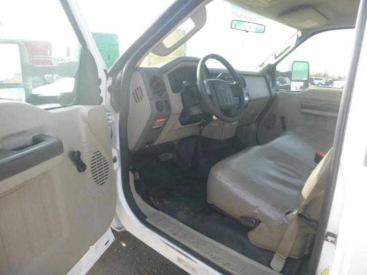 2008-ford-f450-image-13