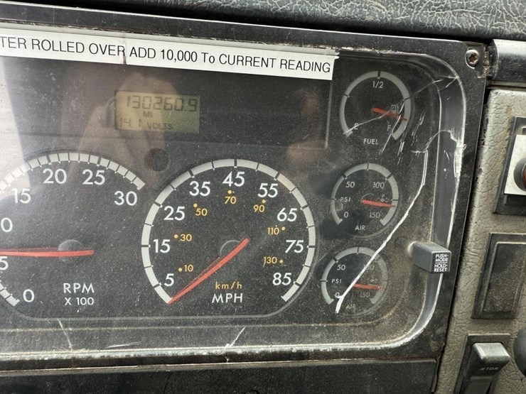 2001-caterpillar-3126-image-21