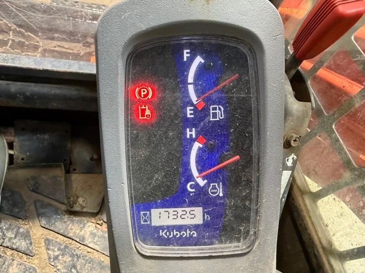 kubota-svl75-2-image-20