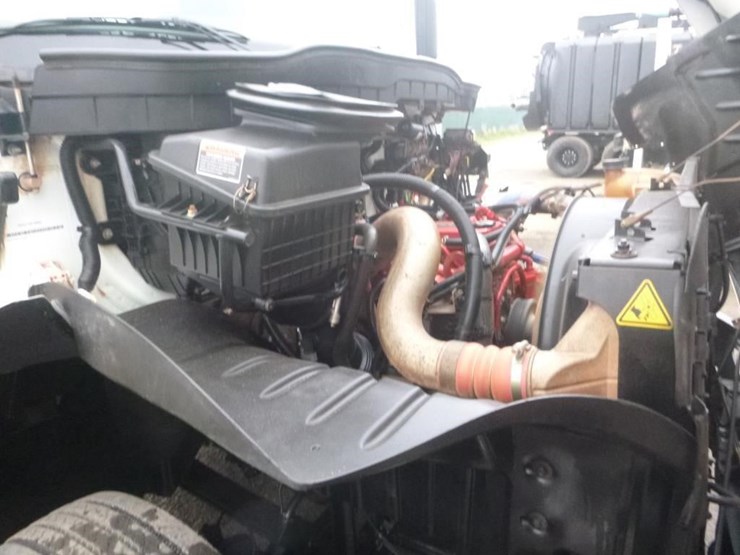 2020-international-mv607-image-16