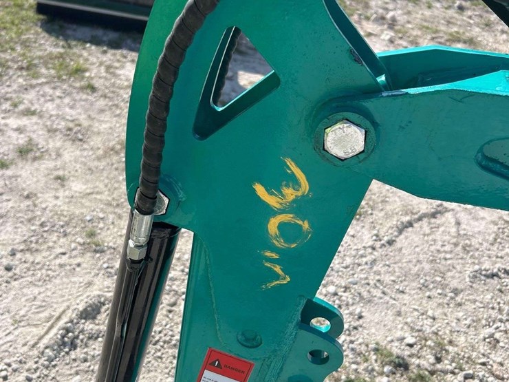 unused-2025-cfg-industrial-h15r-mini-excavator-image-13