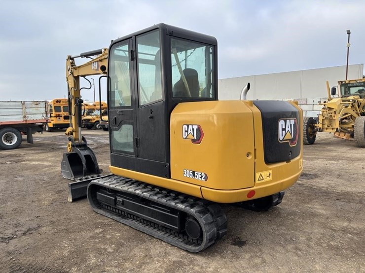 2023-caterpillar-305.5e2-image-4