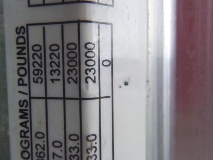 2014-peterbilt-367-image-31