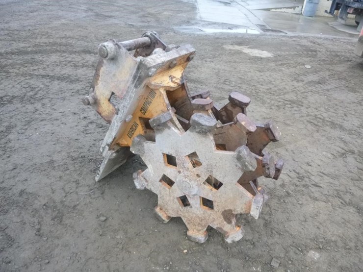 caterpillar-420-image-2