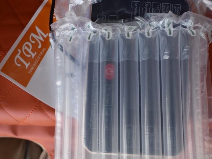 tpm-tp-z69-ergonomic-massage-chair,-orange-and-white,-built-in-control-panel-image-7