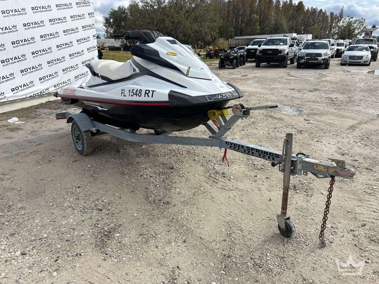 2018-yamaha-vx1050b-ta-waverunner-jet-ski-image-2