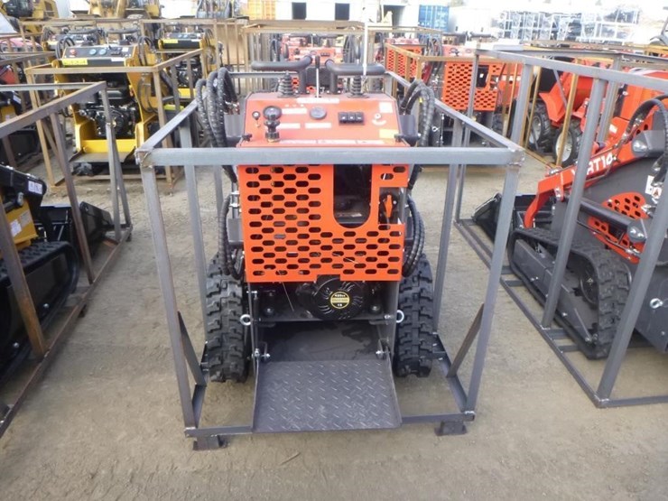 2025-agt-ysrt14-skid-steer-track-loader-image-6