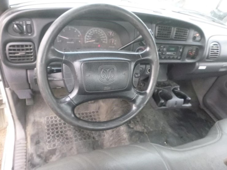 2002-dodge-ram-2500-image-9