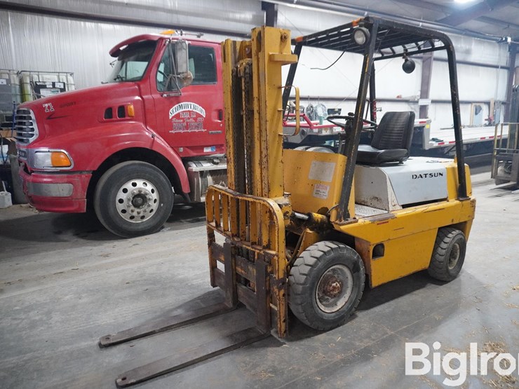 datsun-fg105-forklift-image-1