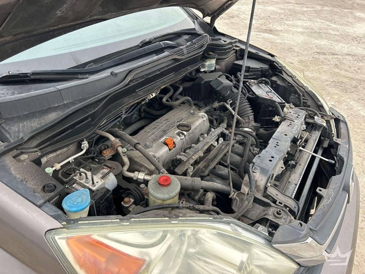 2010-honda-cr-v-suv-image-8