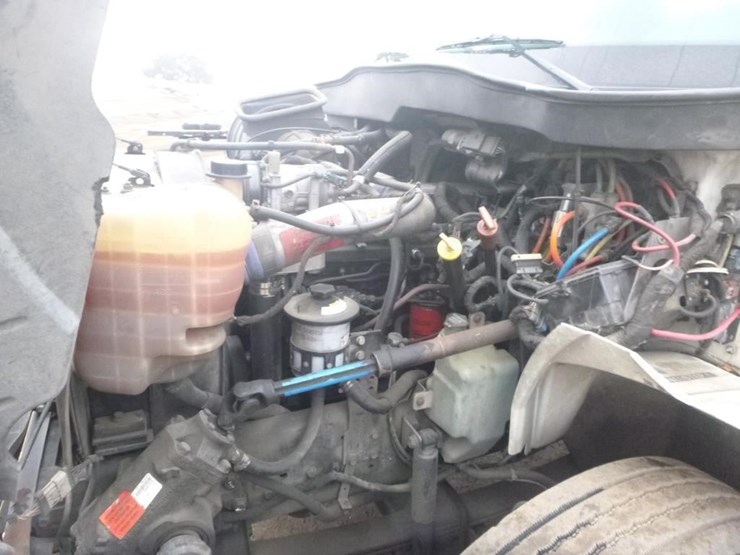 2004-international-durastar-4300-image-19