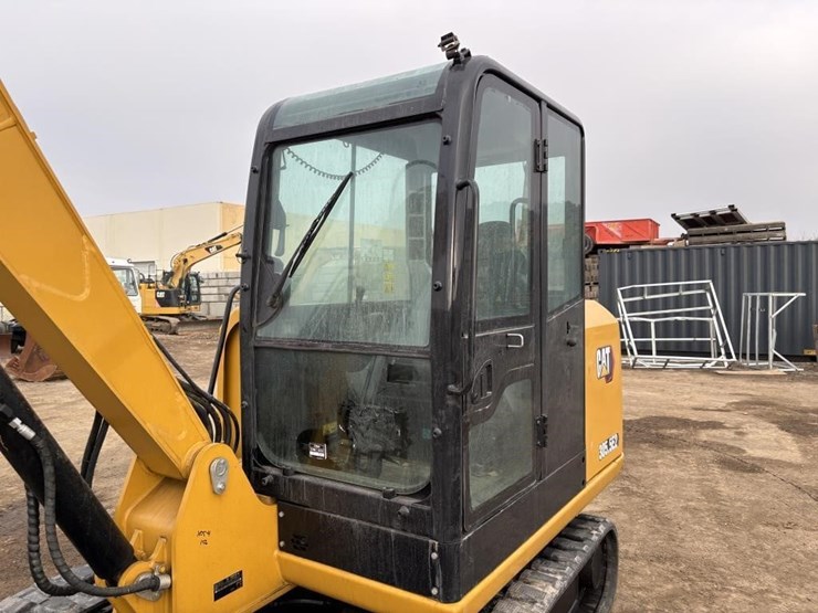 2023-caterpillar-305.5e2-image-27