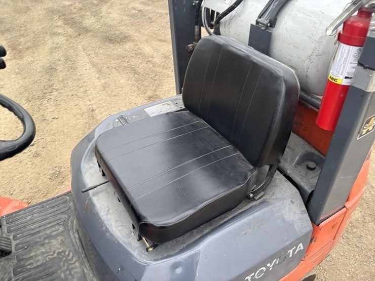 toyota-7fgcu20-image-17