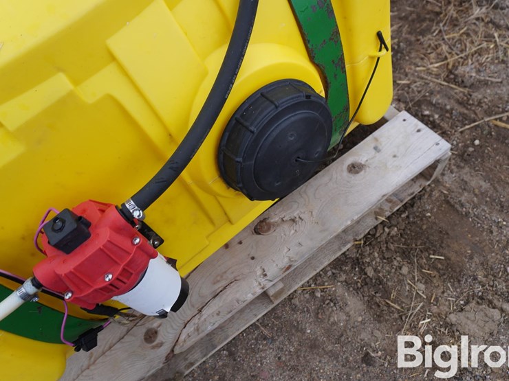 12-volt-preservative-applicator-image-11