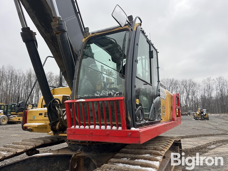 2018-deere-350g-lc-image-10