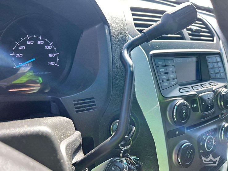 2014-ford-explorer-suv-image-17