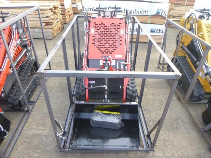 2025-agt-ysrt14-skid-steer-track-loader-image-5