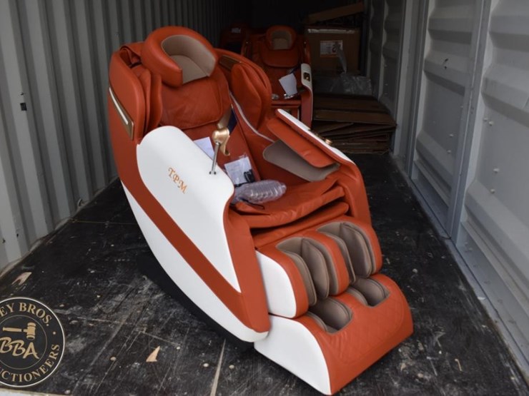 tpm-tpm-z69-ergoflow-massage-chair,-orange/white,-8-modes,-heat-therapy-image-1