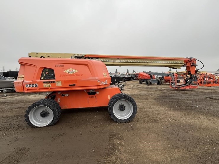 jlg-600s-image-12