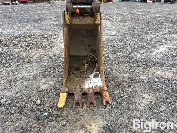 2008-caterpillar-320d-image-15