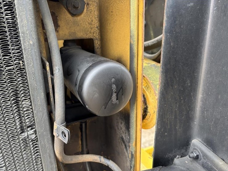 1995-new-holland-lx865-image-33