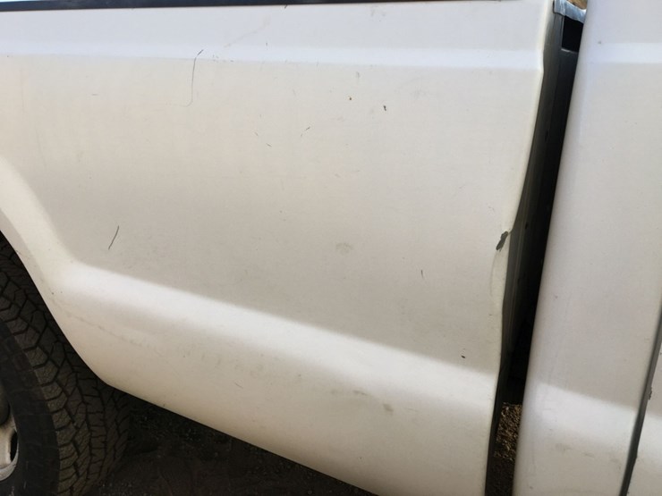 2005-ford-f350-xl-image-15