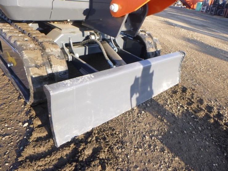 2025-sdlanch-sdle18p-hydraulic-excavator-image-16