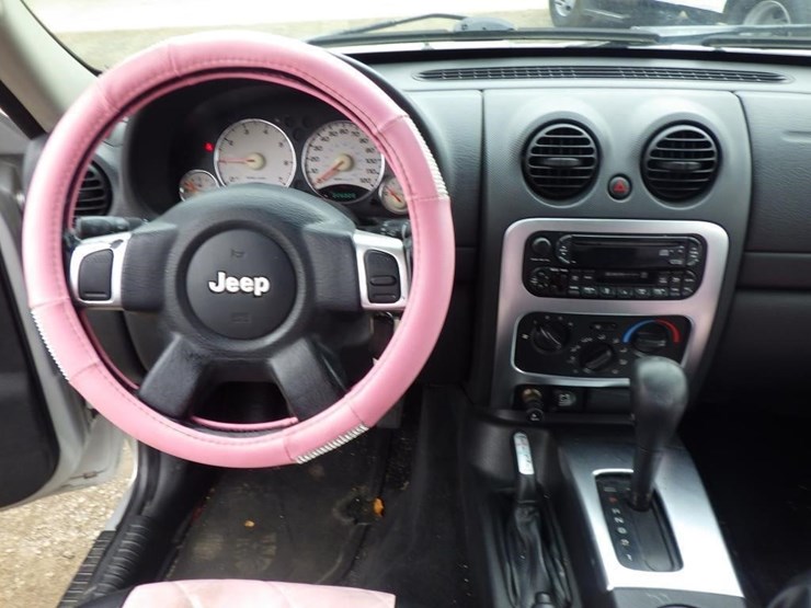 jeep-liberty-image-9