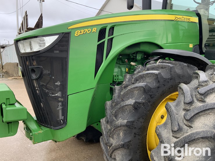 john-deere-8370r-image-15