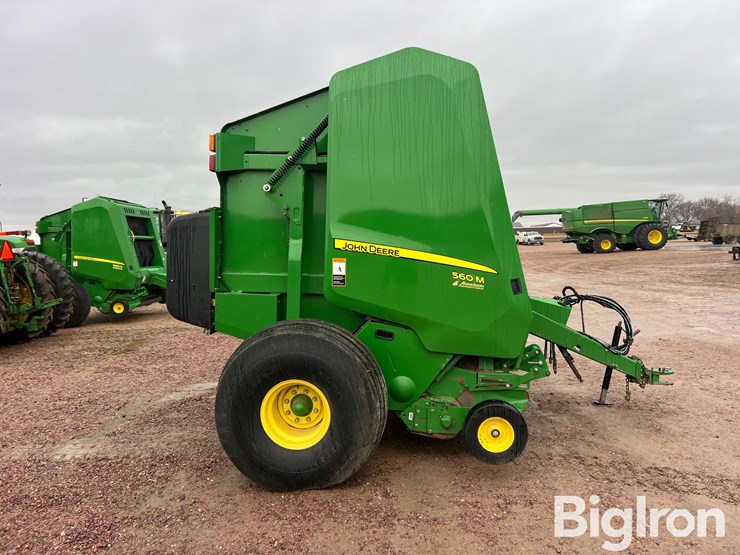 john-deere-560m-image-5