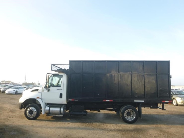 2014-international-durastar-4300-image-5