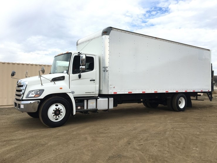 2016-hino-338-image-1