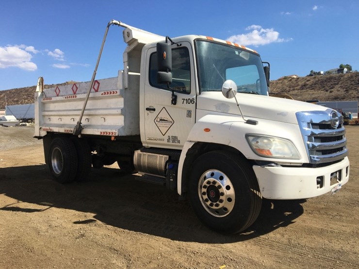 2012-hino-338-image-2