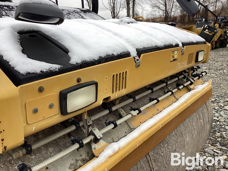 caterpillar-cb66b-image-14