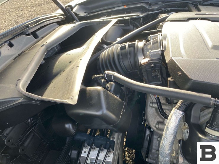 2014-chevrolet-corvette-stingray-coupe-image-30