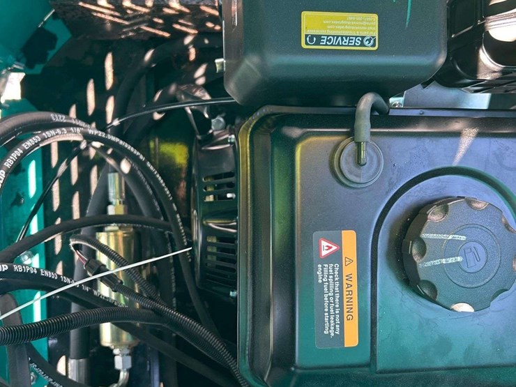 unused-2025-cfg-industrial-h15r-mini-excavator-image-7