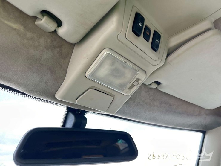 2003-land-rover-discovery-4wd-suv-image-17