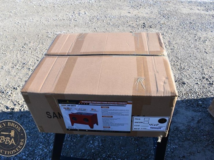 landhonor-19-gallon-portable-sand-blast-cabinet-image-1