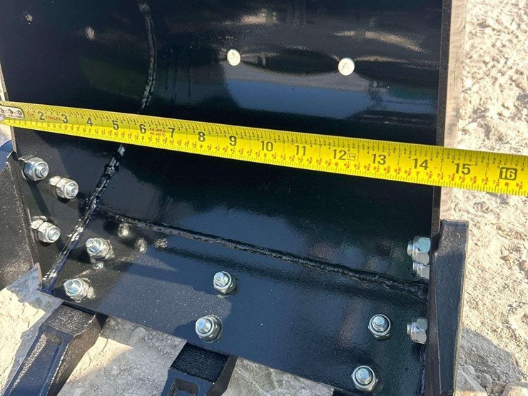 unused-2025-cfg-industrial-qh12r-mini-excavator-image-13