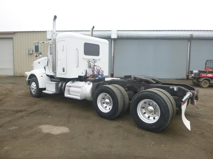 2014-peterbilt-367-image-4