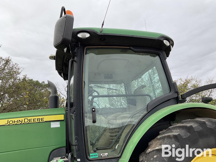 john-deere-8320r-image-13
